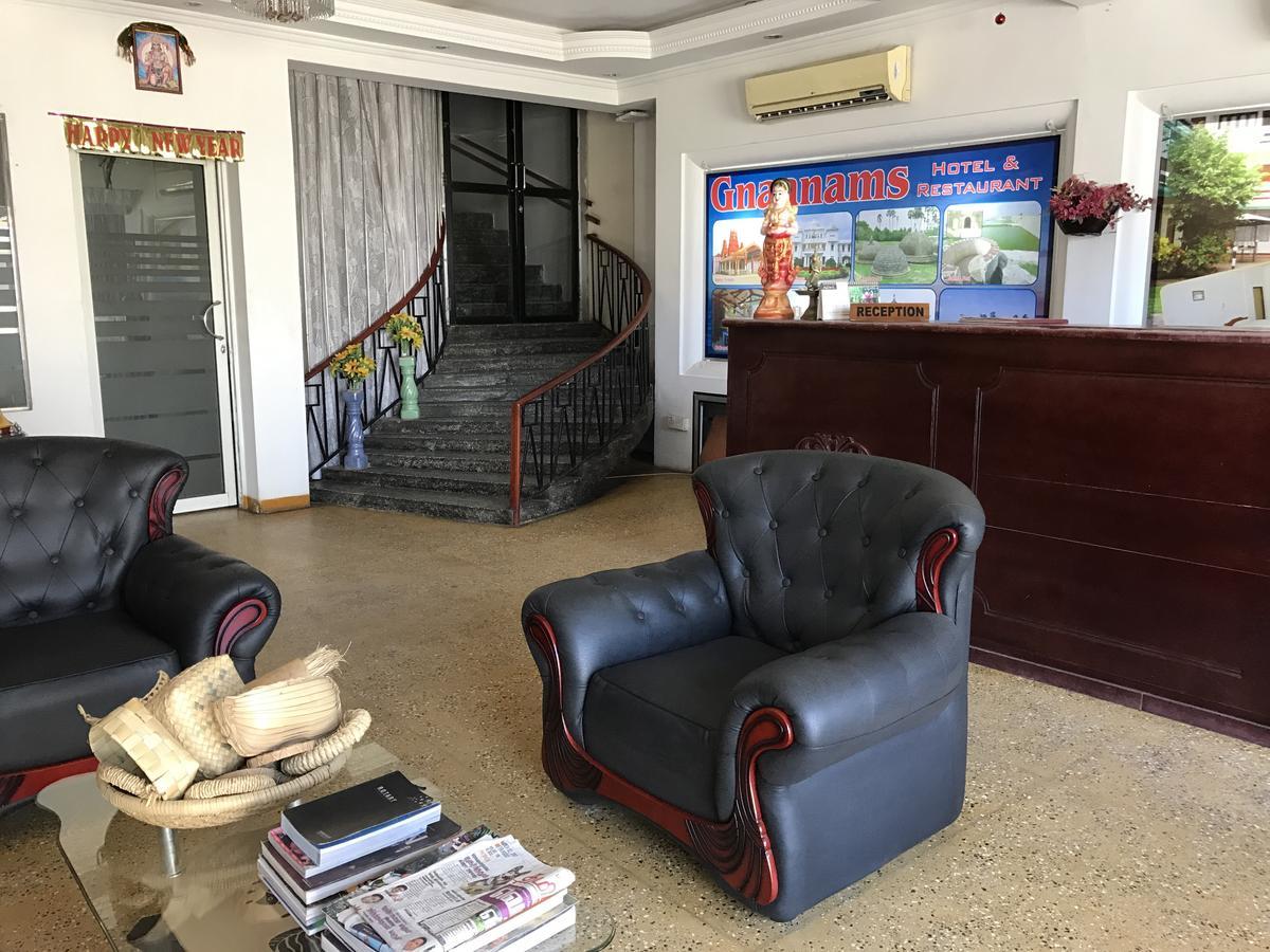 Gnaanams Hotel And Restaurant Jaffna Extérieur photo